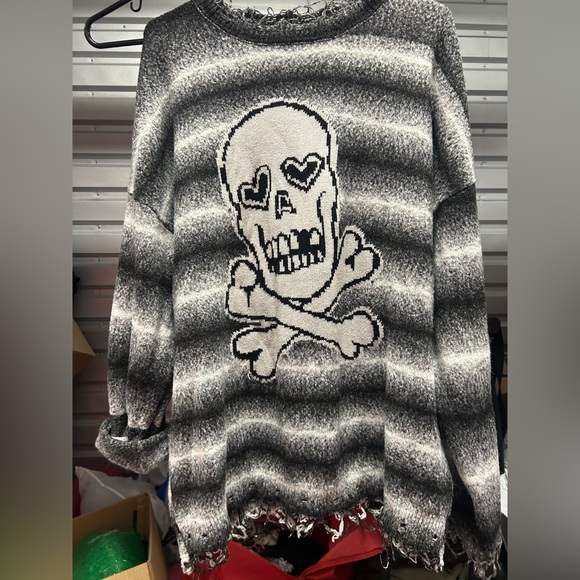 NEW SKULL sweater & beanie long ears hat Set KNIT BLACK GREY XXL DOLLSKILL PUNK - Picture 2 of 5